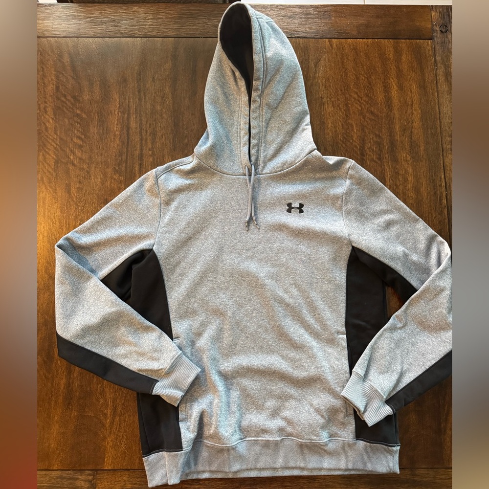 Under Armour Women’s Hoody Sweatshirt